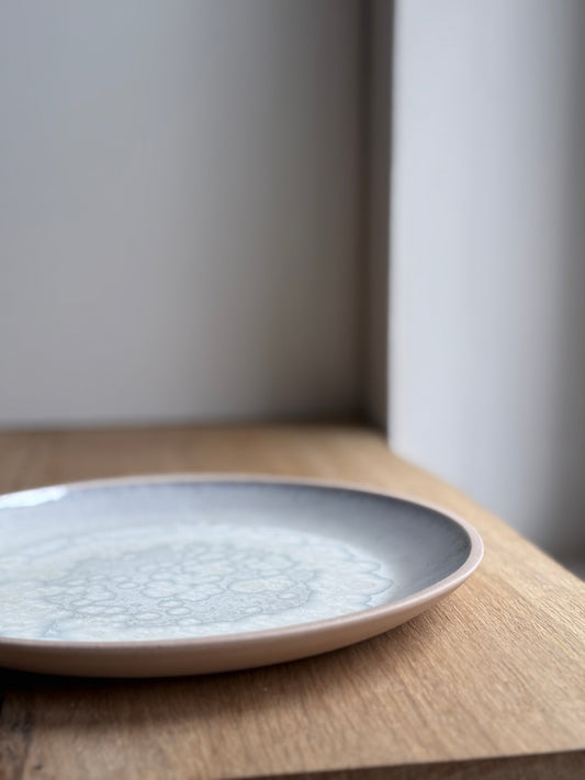 Lunch Plate, Light Rose w. crystal Glaze